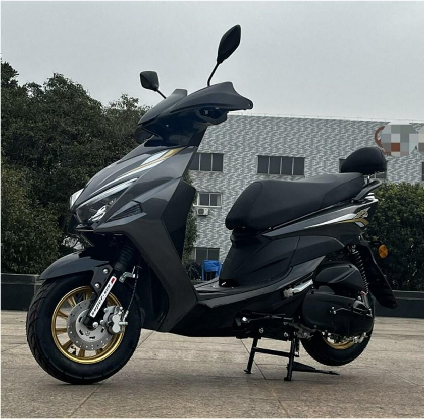 150 кубов скутер