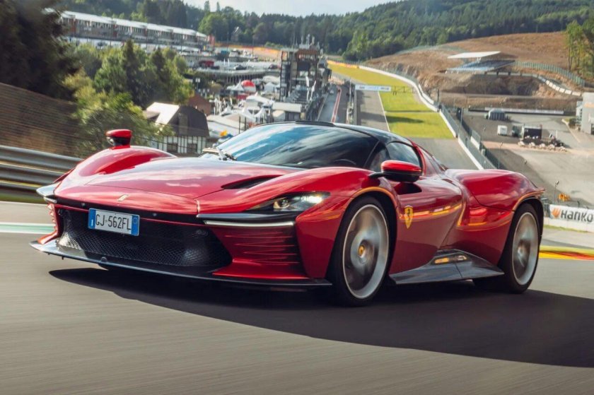 Феррари Дайтона сп3