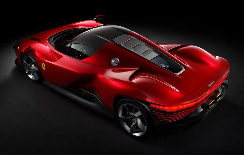 Феррари Дайтона