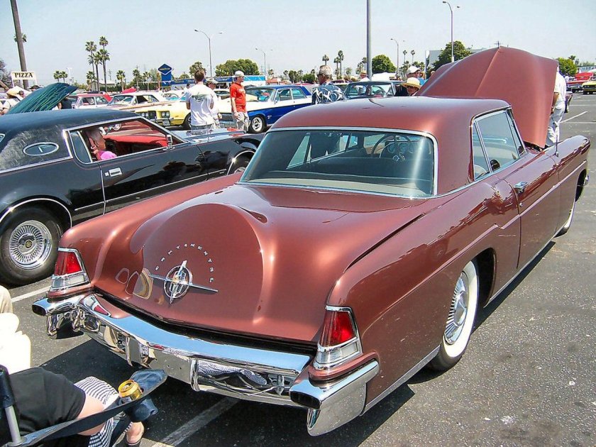 Lincoln Continental Mark 2