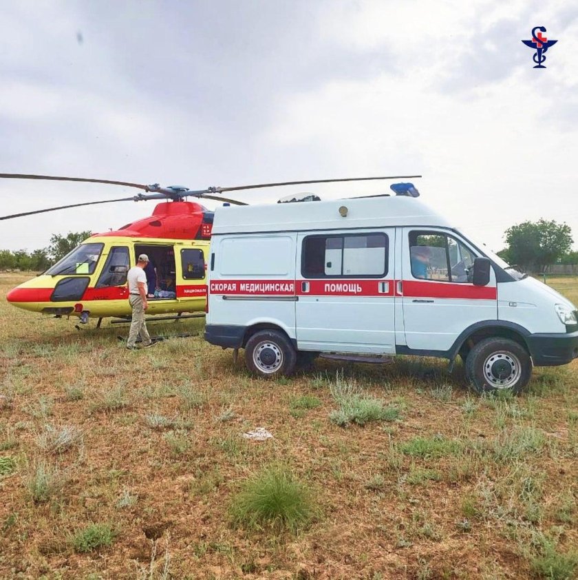 Машина скорая помощь