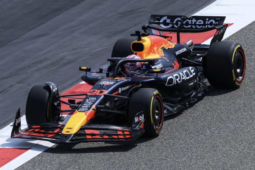 Болид формулы 1 ред булл