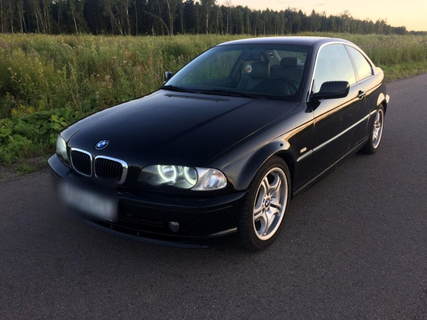 БМВ 3 2000г
