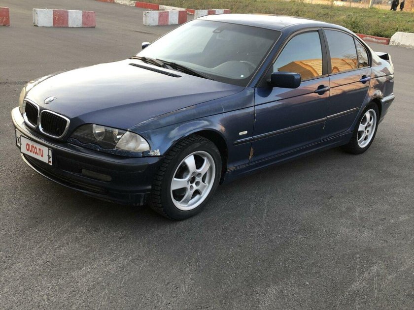 БМВ Е 46 3 серия битая