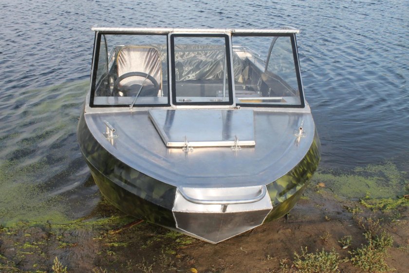 Лодка Ерш 3912р