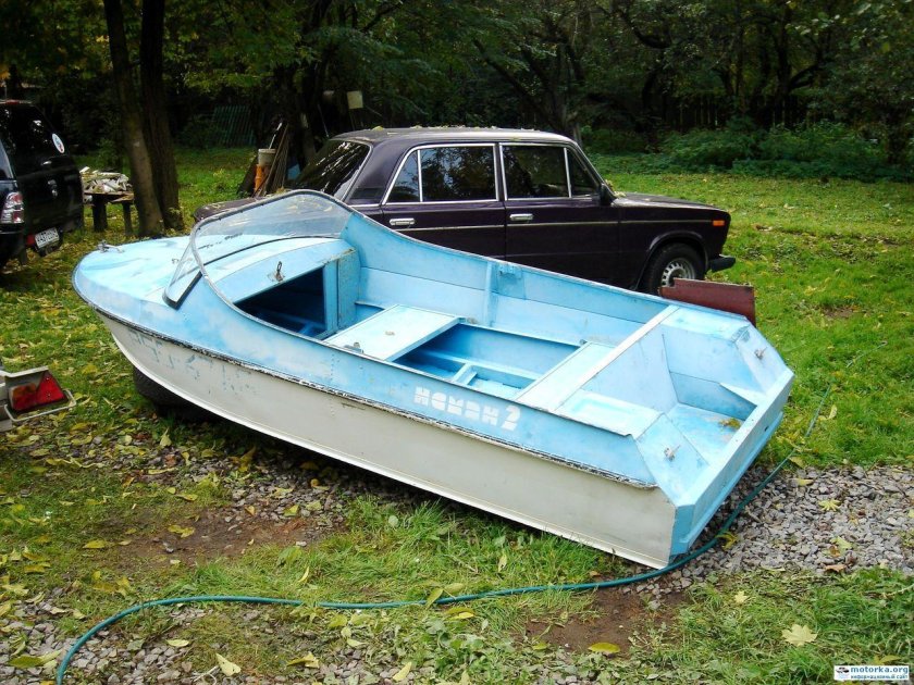 Лодка Неман 2