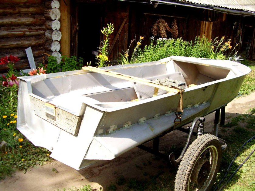 Лодка Вега алюминиевая