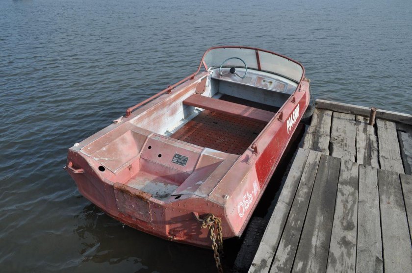 Моторная лодка Обь м