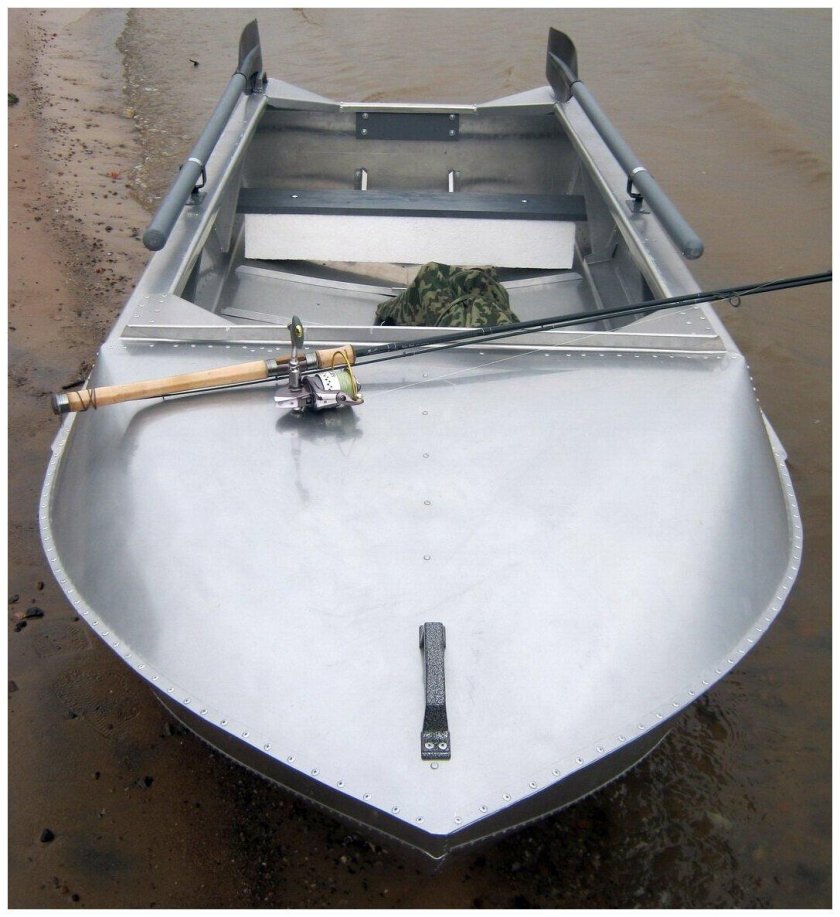 Алюминиевая лодка романтика-н 3.0 м., с булями