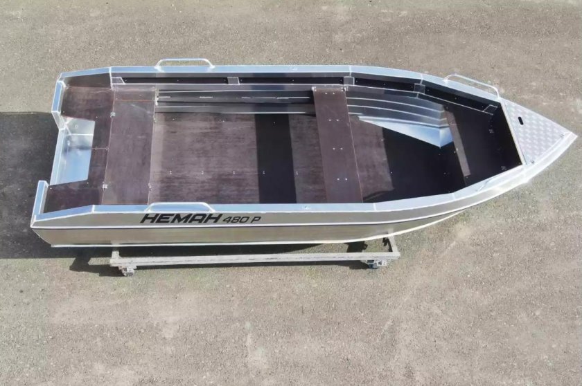 Лодка Windboat 42