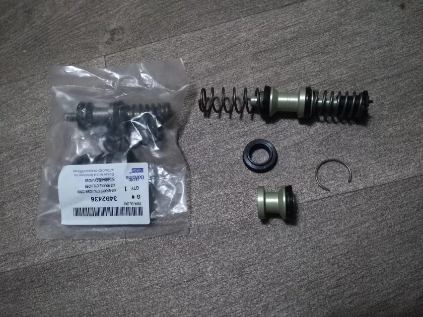 3492436 Ремкомплект тормозного цилиндра