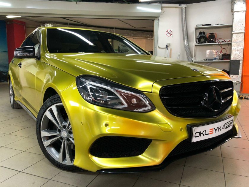 Мерседес а200 новый золотой пленке