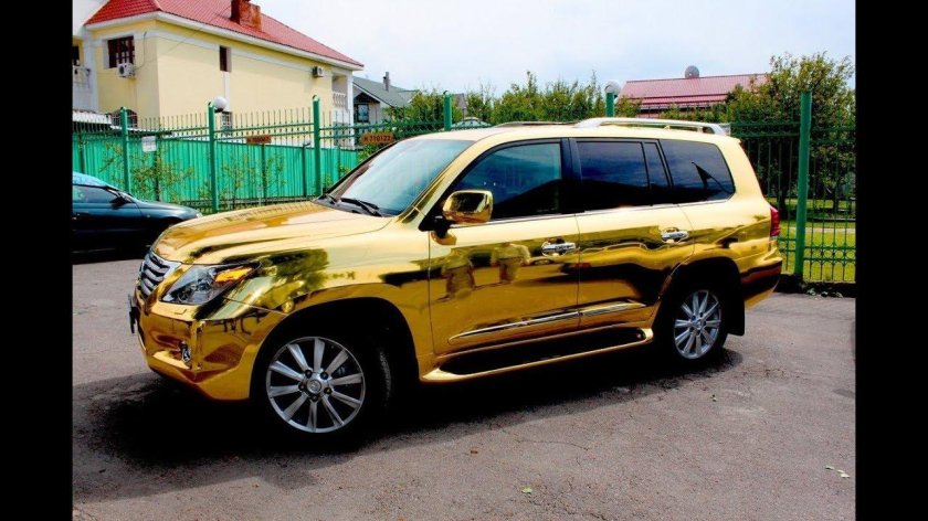Лексус 570 золотой