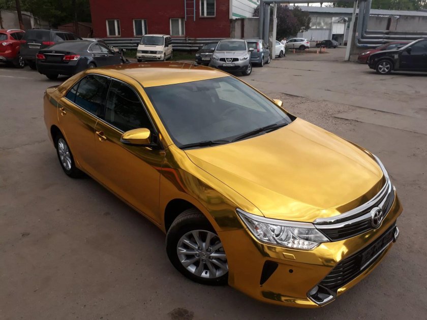 Камри 55 Золотая