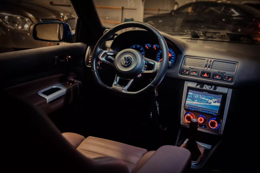 Golf 4 салон