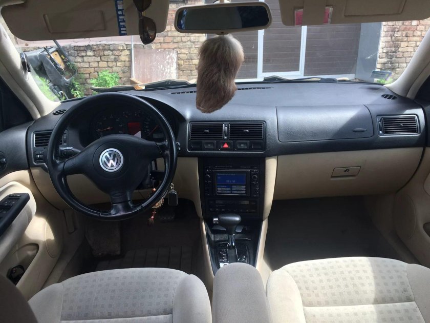 Golf 4 2000 салон