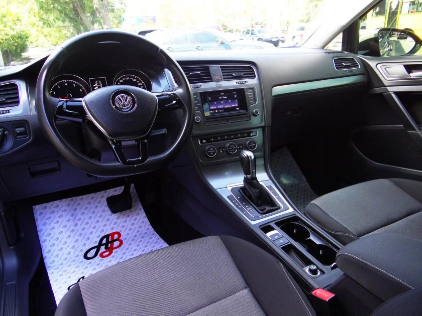 Гольф 4 салон