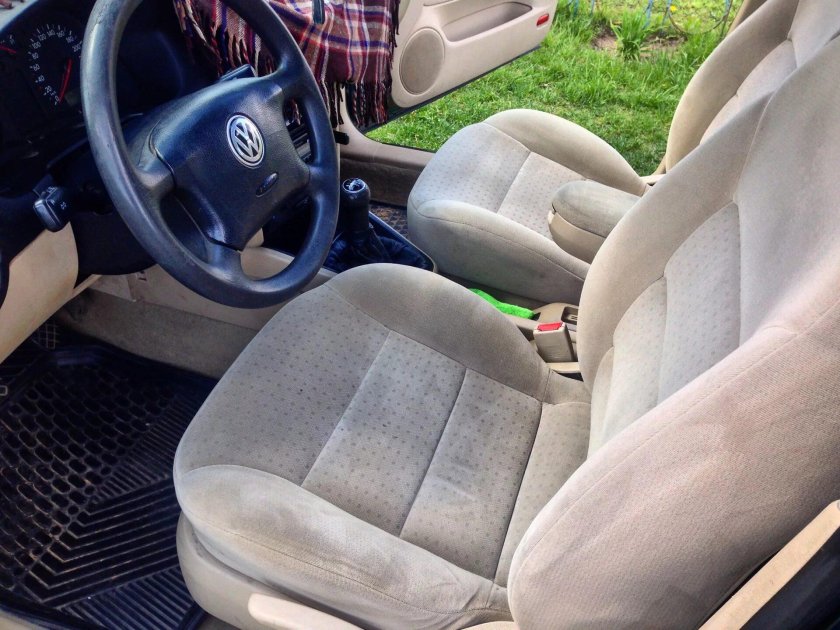 Светлый салон гольф 4