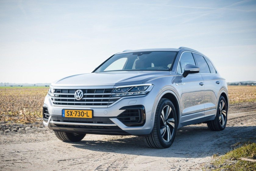 Фольксваген Туарег 3