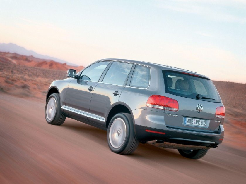 VW Touareg 1