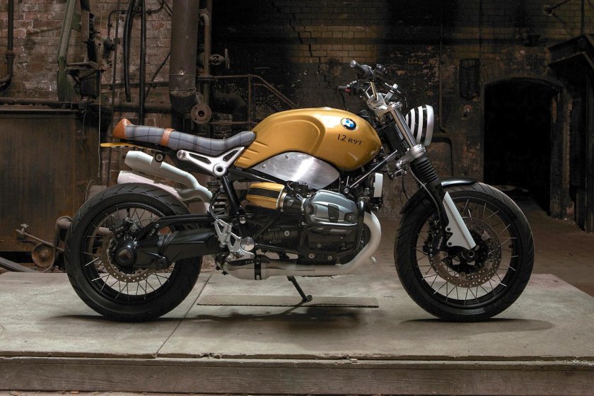 Мотоцикл БМВ скремблер