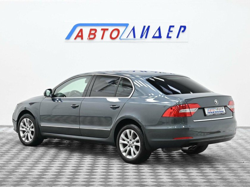 Skoda superb 2011 универсал