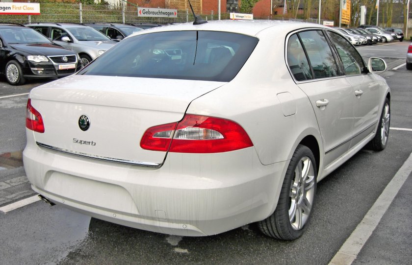 Skoda Superb 2