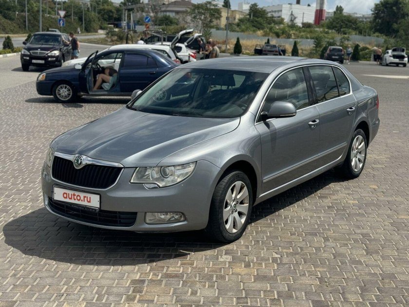 Skoda superb 2011