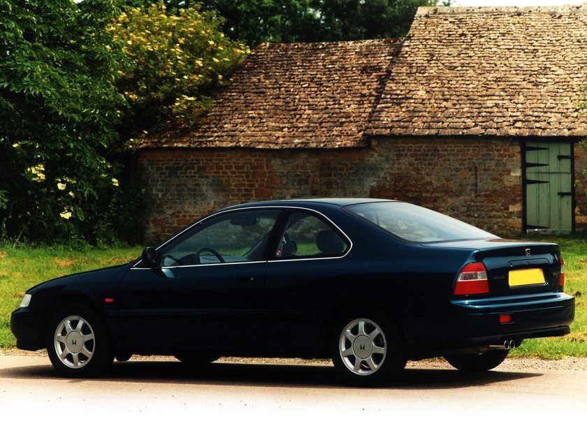 Honda Accord 5 поколения