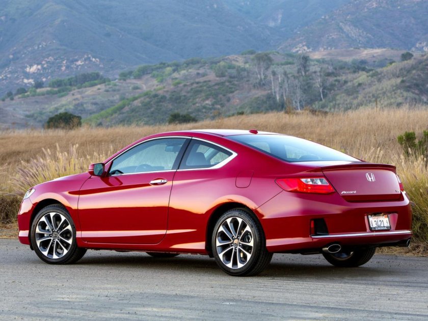 Honda Accord Coupe 2