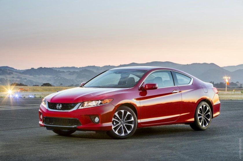 Honda Accord Coupe 2012