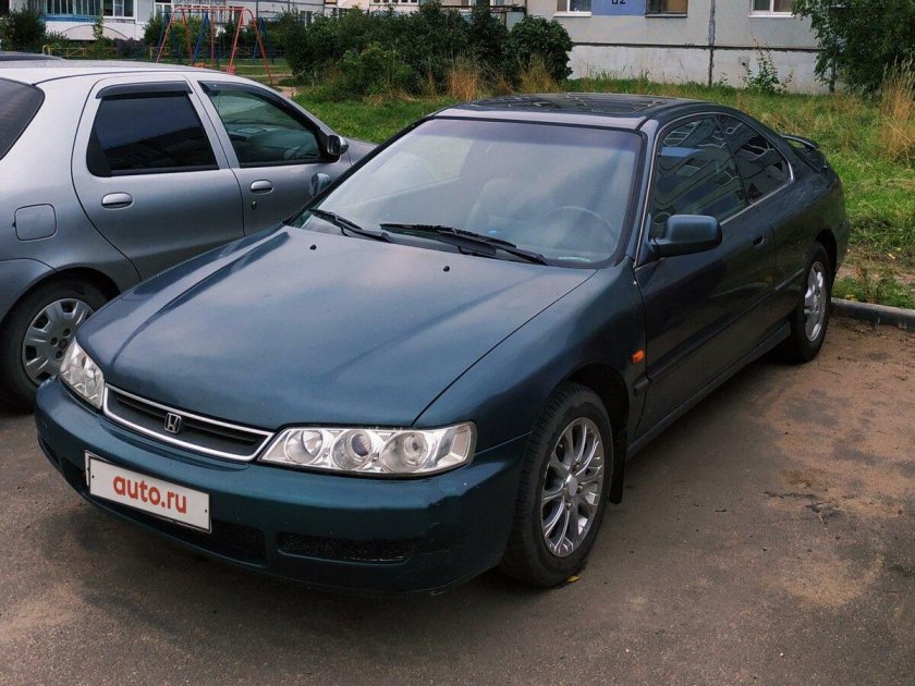 Honda Accord v 1996