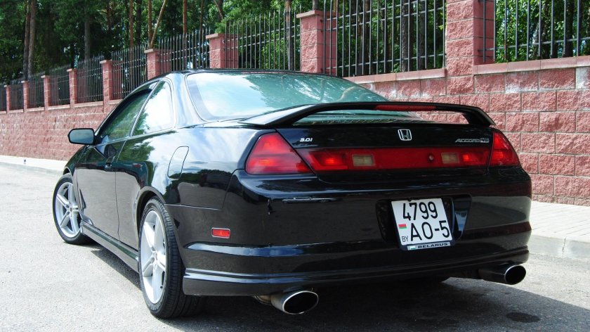 Honda Accord Coupe 2000 Tuning