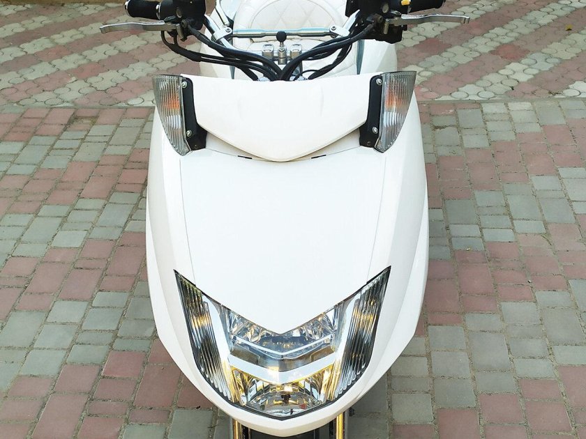 Мопед скутер