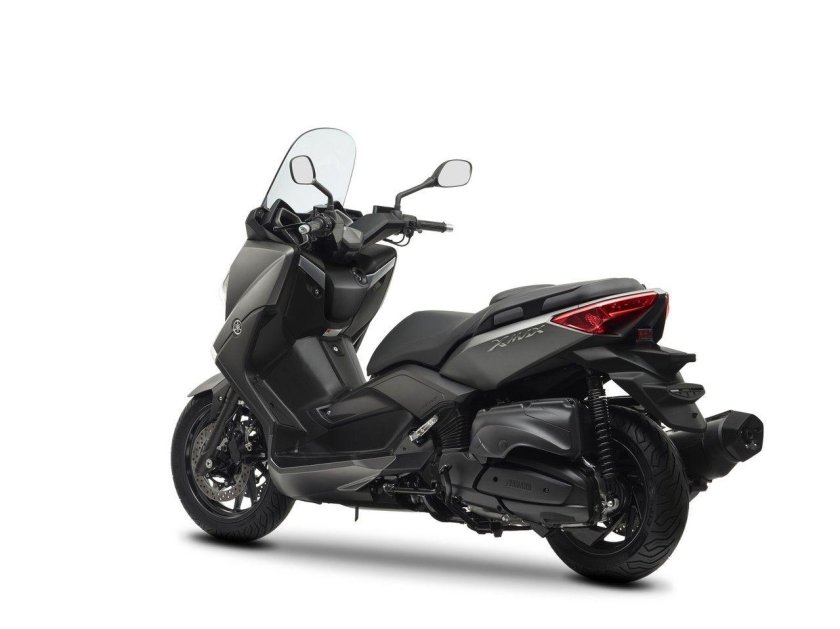 Yamaha XMAX 250