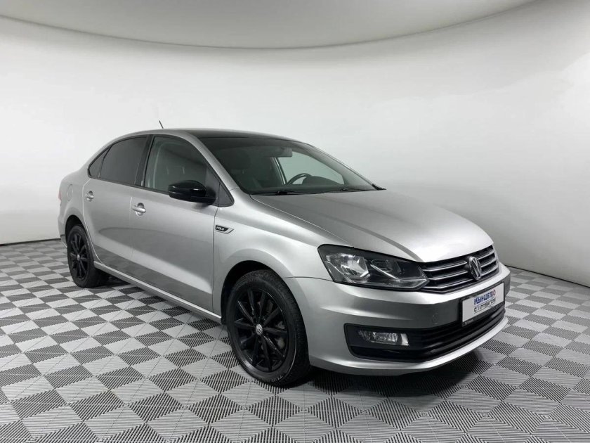 Фольксваген поло серебристый