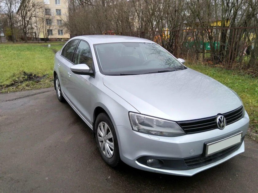 Volkswagen Jetta 6 серебристый