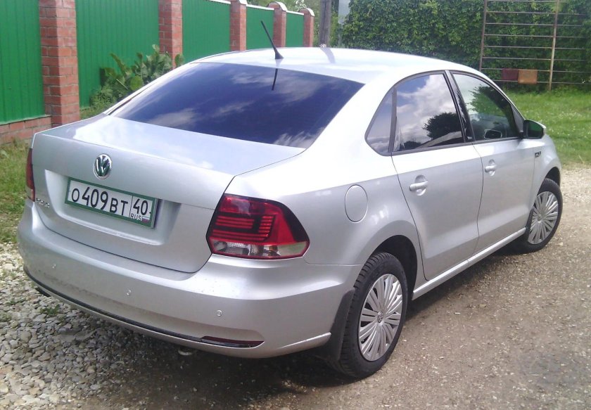 Фольксваген поло серебристый металлик