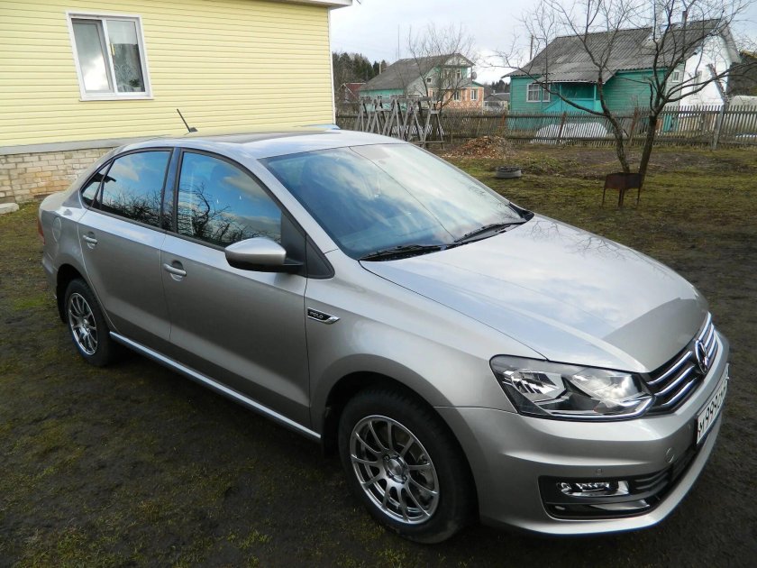 Фольксваген поло металлик