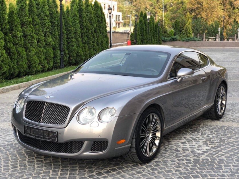 Бентли Континенталь в12