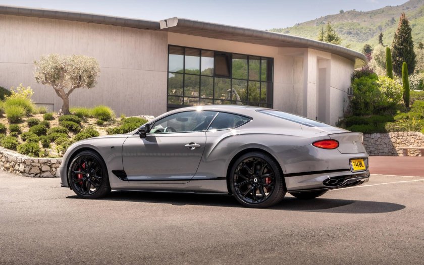 Bentley continental gt 2022