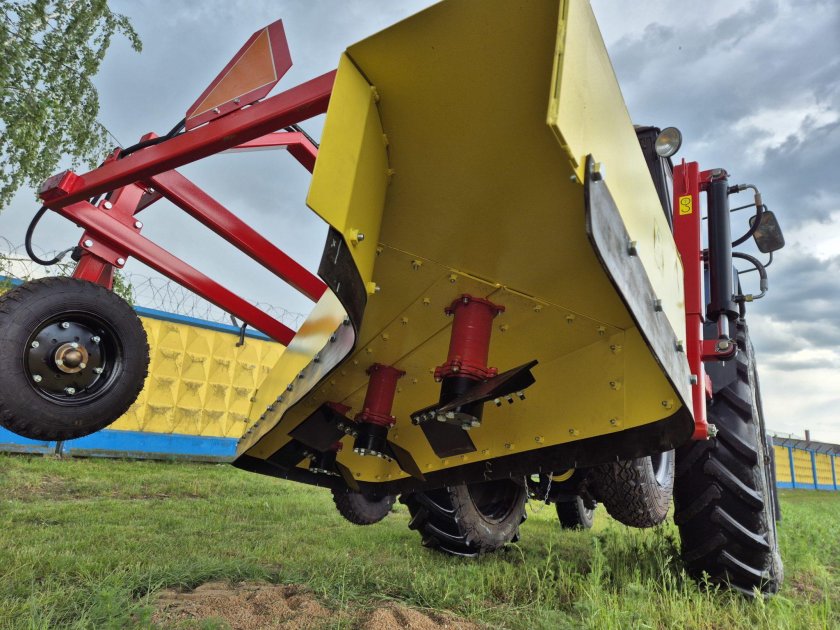 Картофелеуборочный комбайн кку-1