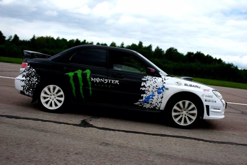 Subaru WRX STI винил