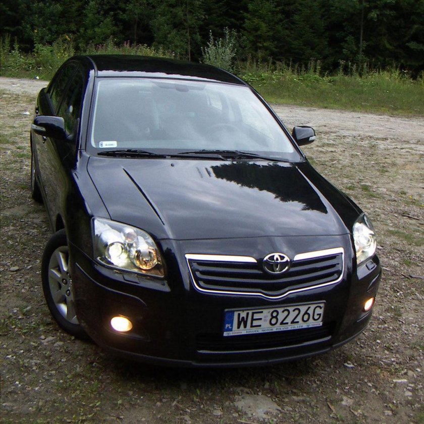 Toyota Avensis 2