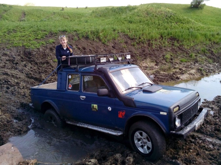 Нива пикап 2329