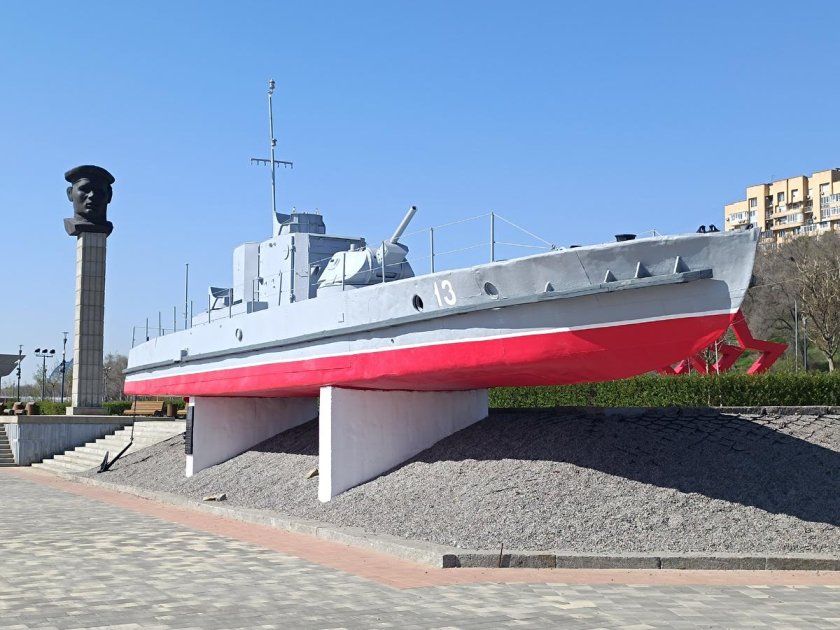 Бронекатер бк-13