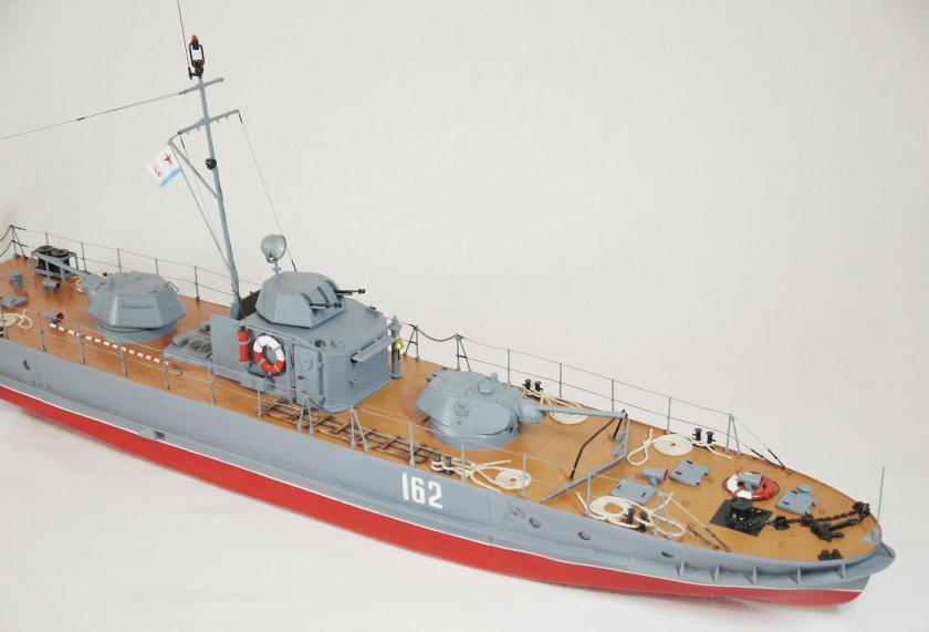 Речной катер 1124