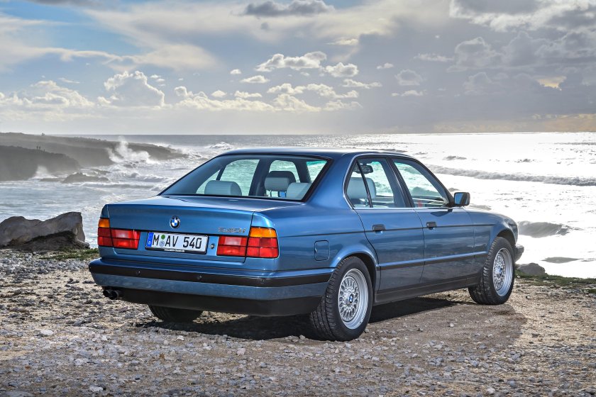 BMW 5 e34