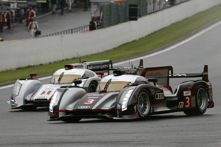 Audi r 18 e tron quattro