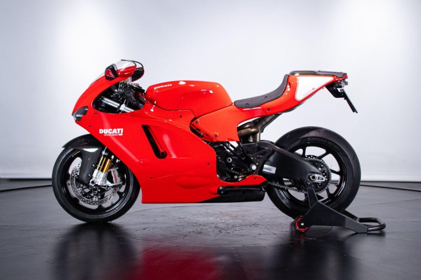 Ducati desmosedici rr